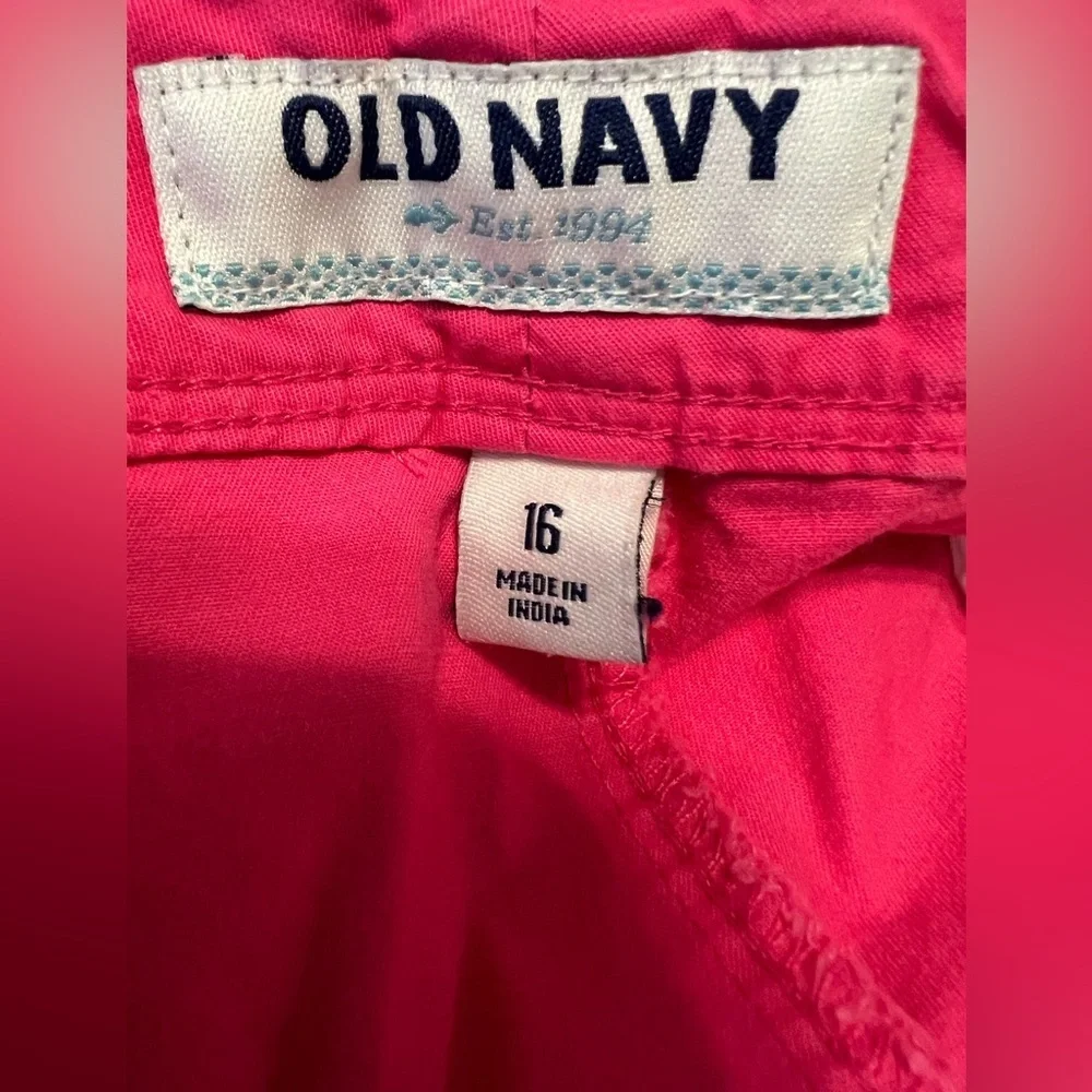 Old Navy Pink Bermuda Shorts Women’s Size 16 - Picture 4 of 8